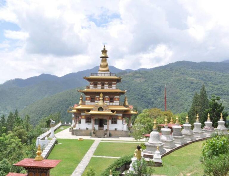 Bhutan Sustainable Travel: A Meaningful Experience to Remember Forever Bhutan Sustainable Travel: A Meaningful Experience to Remember Forever