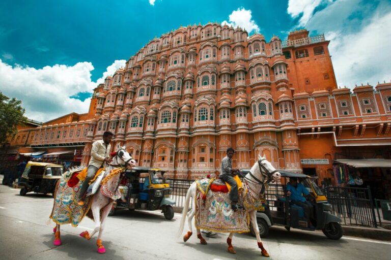 Temples et Plats Épicés : Partez en Voyage en Inde du Sud Temples et Plats Épicés : Partez en Voyage en Inde du Sud